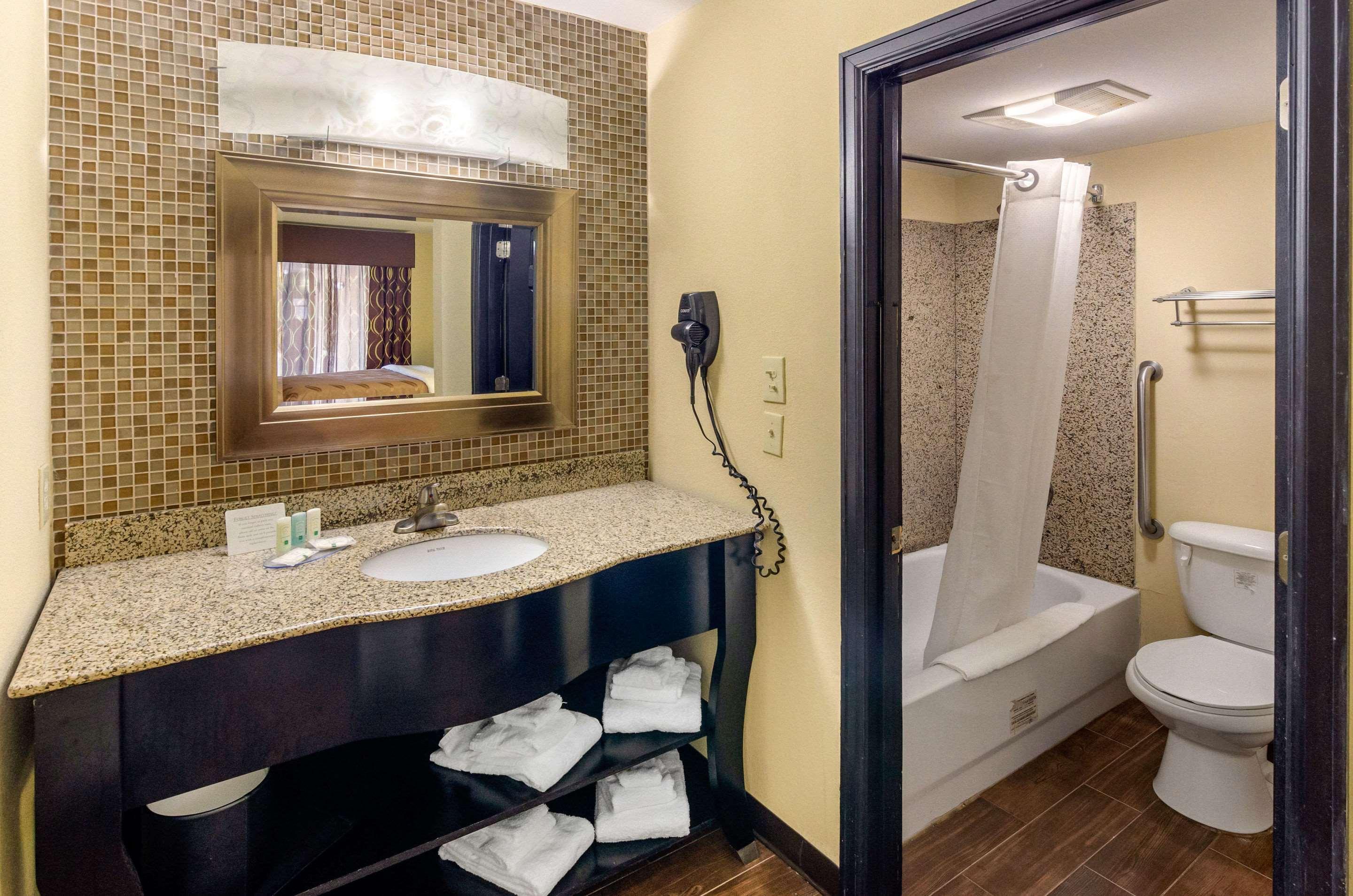 Quality Inn Covington Extérieur photo